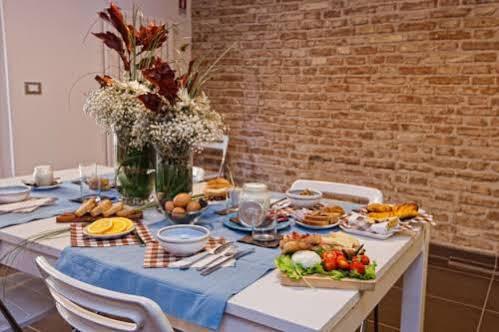 פאלמי Civico 64 Bed & Breakfast In Mansarda מראה חיצוני תמונה