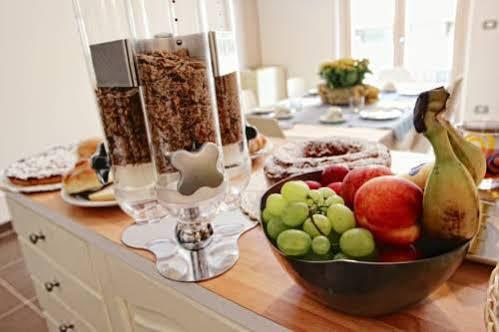 פאלמי Civico 64 Bed & Breakfast In Mansarda מראה חיצוני תמונה